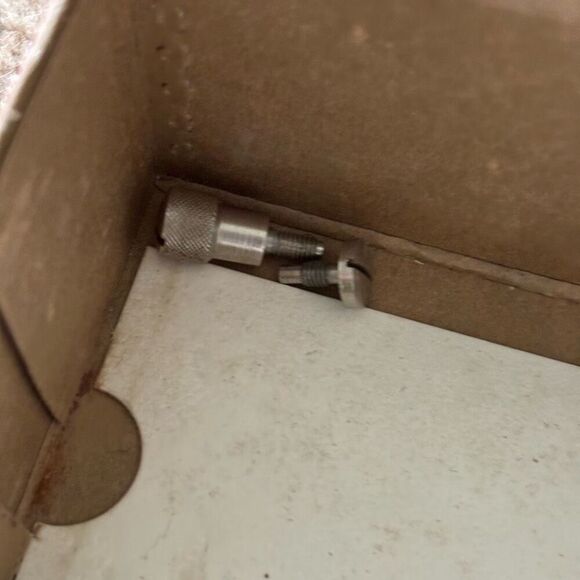 Singer Buttonholer No. 489510 Automatic Buttonhole Stitch Attachment - Picture 5 of 7